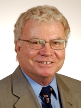 Dr Bruce Lewis